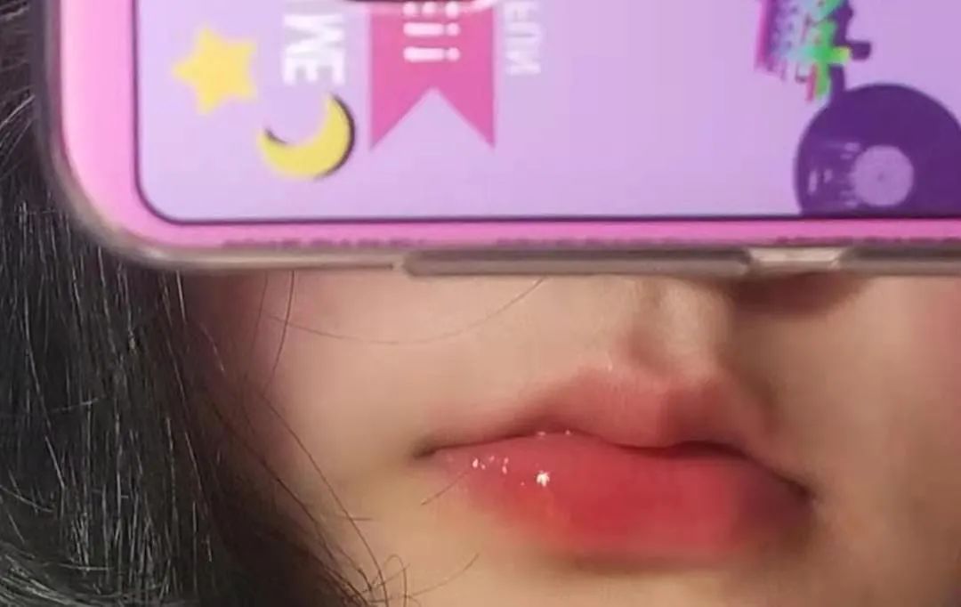 这组靓女嘴唇大赏,看完我瘫了