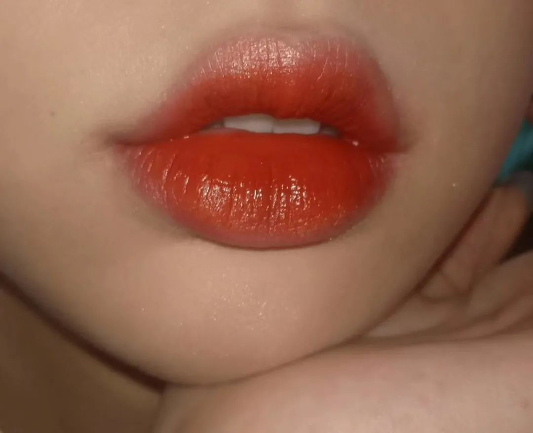 这组靓女嘴唇大赏,看完我瘫了