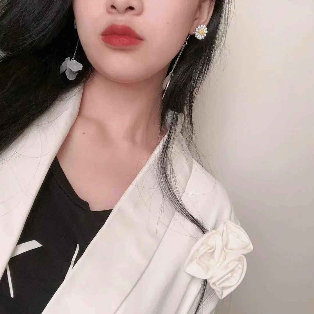 这组靓女嘴唇大赏,看完我瘫了