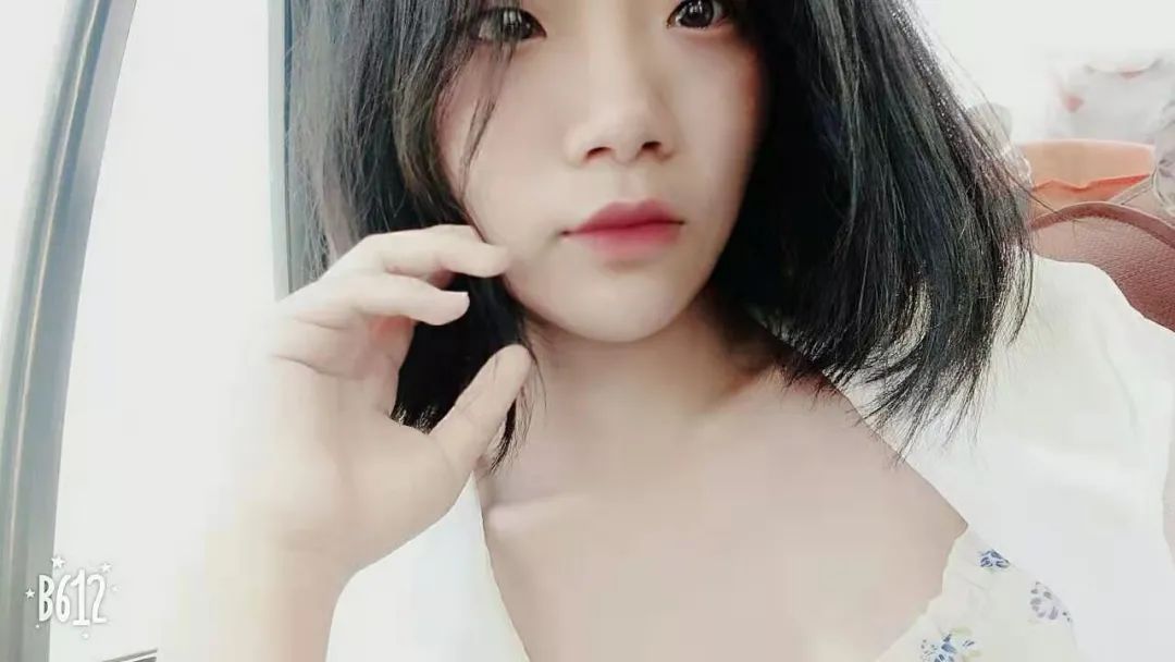 这组靓女嘴唇大赏,看完我瘫了