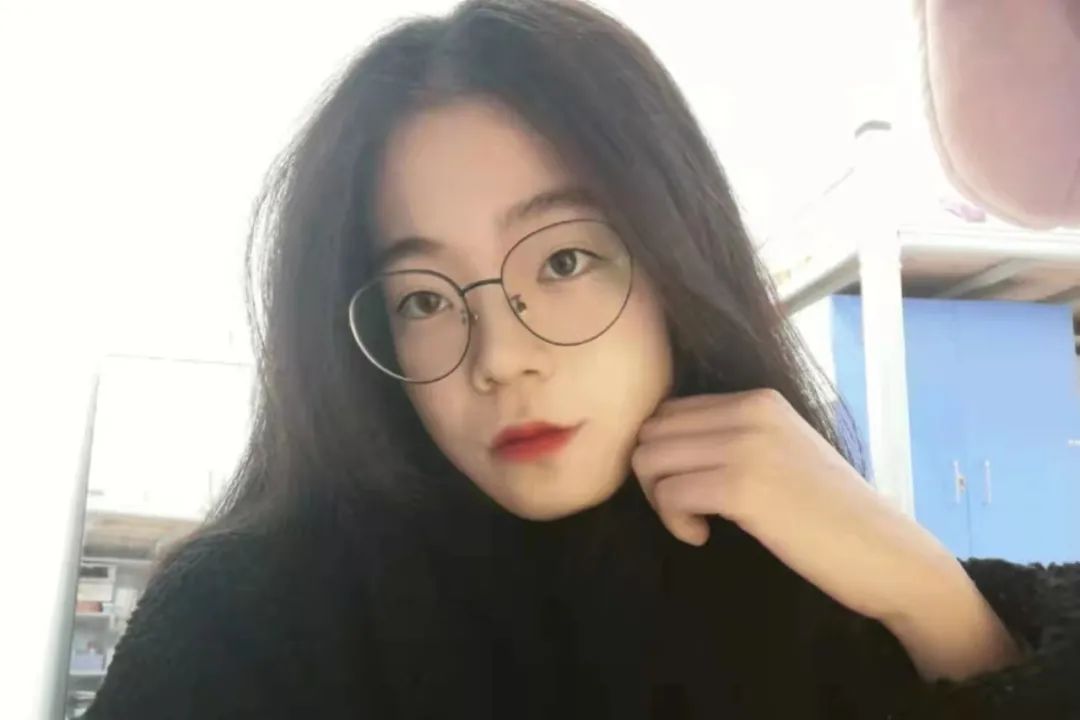 这组靓女嘴唇大赏,看完我瘫了