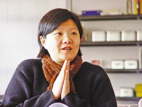 “床上用品应该选品质好的,包括男人” | 名门痞女洪晃