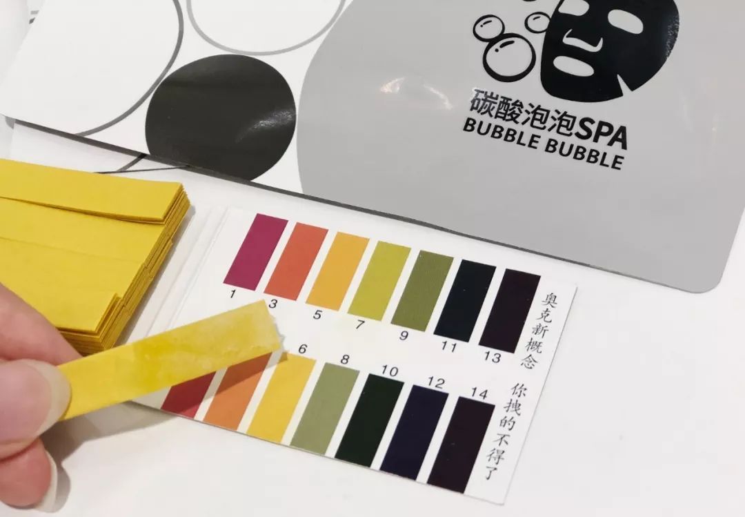 想凑上去亲你一口，都不舍得用力